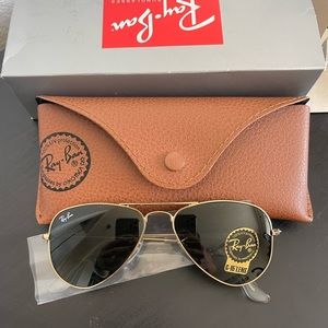 Ray-Ban Rb3044 Aviator Small Metal Sunglasses
